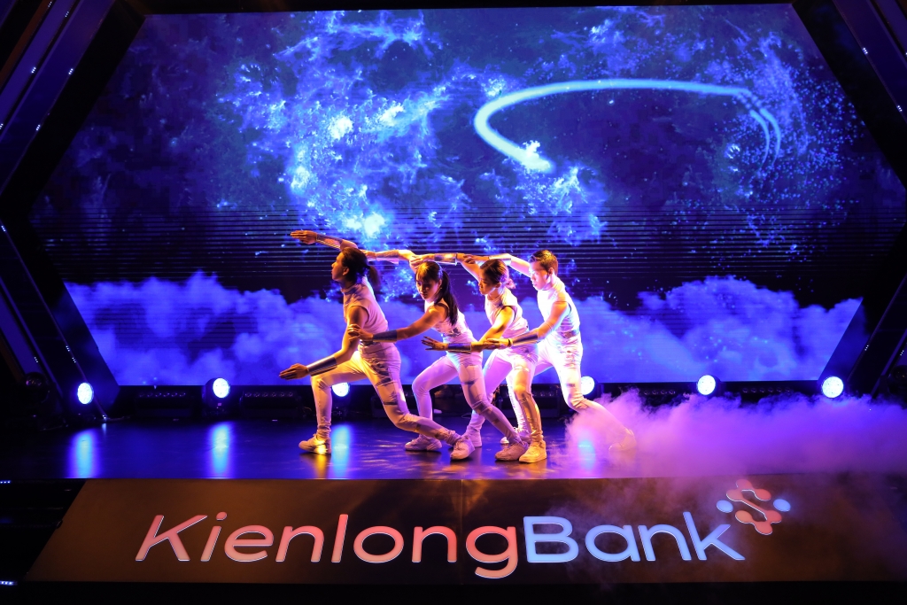 KienlongBank bứt phá ngoạn mục với tham vọng kiến tạo ngân hàng số hiện đại và thân thiện