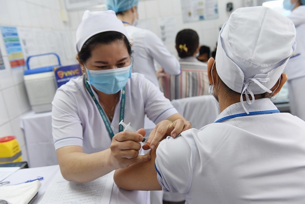 Đến nay, Việt Nam đã phê duyệt có điều kiện cho 4 loại vắc xin Covid-19. Ảnh internet.