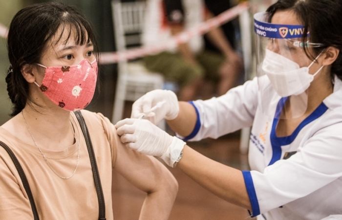 70% dân số Việt Nam đã tiêm đủ liều vắc xin phòng Covid-19 cơ bản