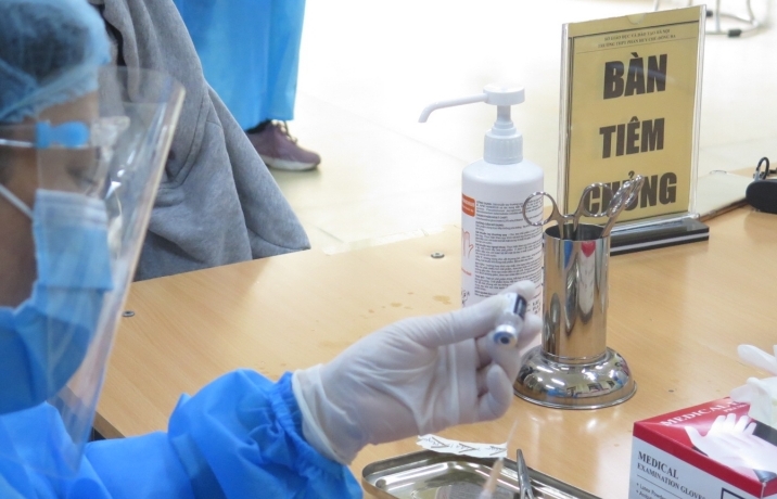 Việt Nam đã tiêm 12,6 triệu liều vắc xin phòng Covid-19 cho trẻ em