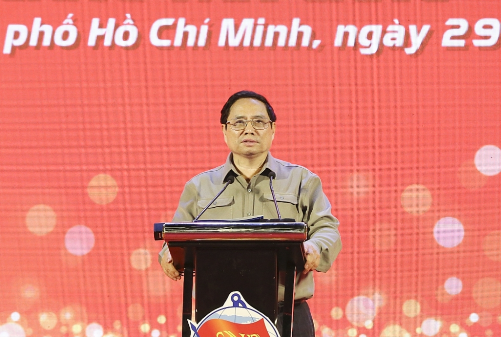 Thủ tướng Phạm Minh Chính dự lễ phát lệnh làm hàng đầu Xuân  tại cảng Tân cảng Cát Lái