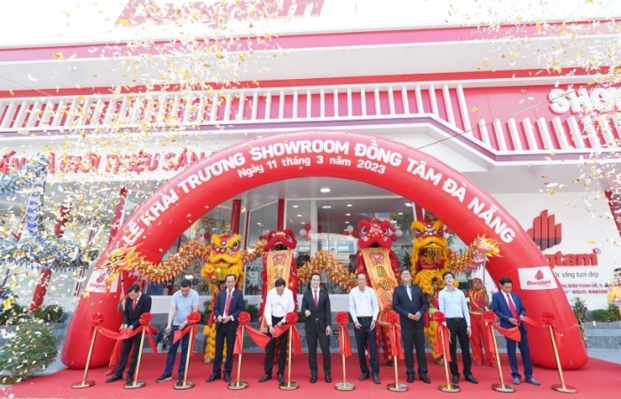 Dongtam Group khai trương Showroom giới thiệu hàng Việt