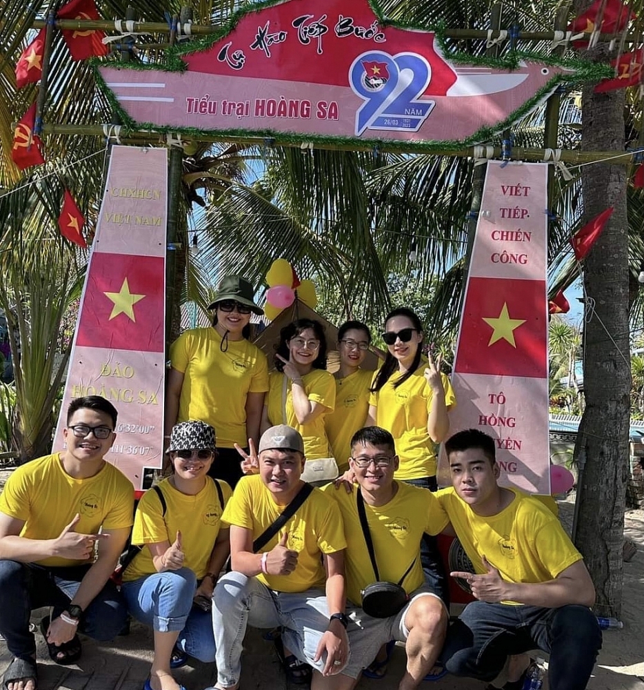 Thanh niên ngành Tài chính tại TPHCM tổ chức hội trại về nguồn Thanh niên ngành Tài chính tại TPHCM tổ chức hội trại về nguồn