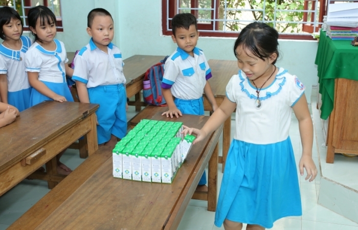 Chương trình sữa học đường sẵn sàng các phương án cho ngày tựu trường năm học mới
