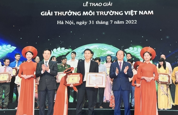 Vinamilk - Doanh nghiệp duy nhất trong ngành sữa nhận giải thưởng Môi trường Việt Nam