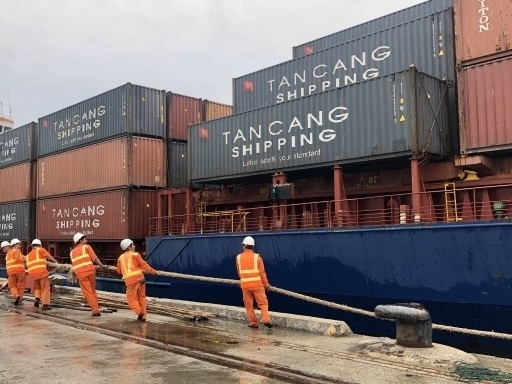 Thêm tuyến vận tải container đường biển TPHCM- Cam Ranh