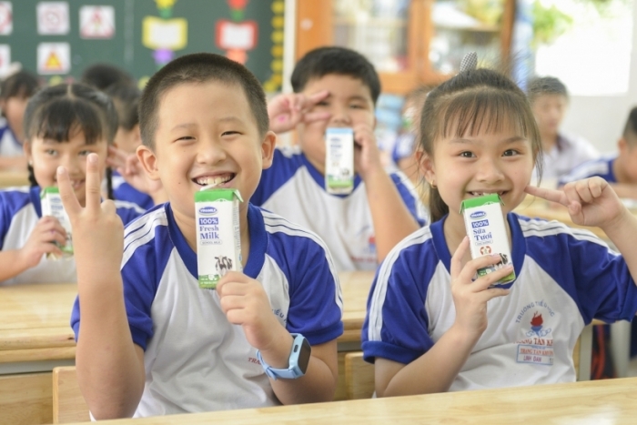 TPHCM mở rộng chương trình sữa học đường trên toàn thành phố