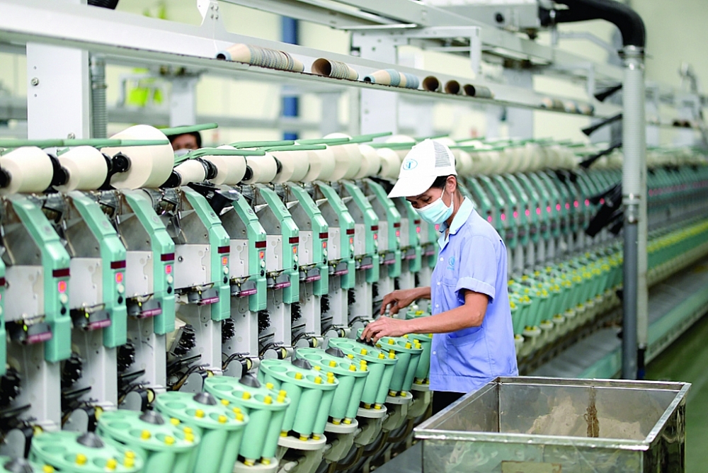 Dệt may là một trong những ngành hàng được dự báo có dư địa tăng trưởng XK mạnh mẽ trong 2022.  Ảnh: N.Thanh