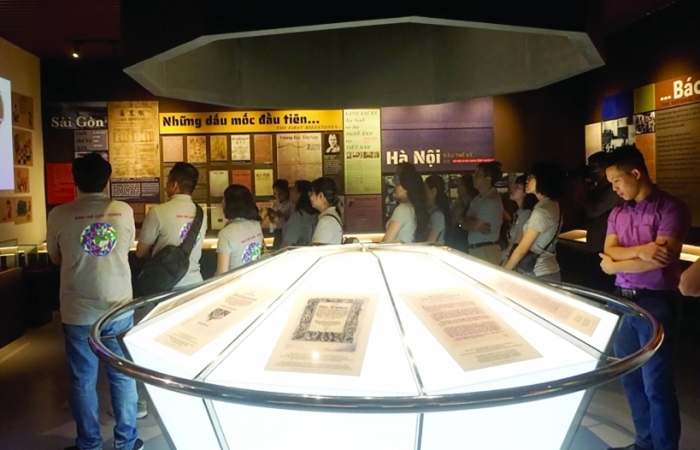 “Câu chuyện riêng” của các hiện vật trong Bảo tàng Báo chí Việt Nam
