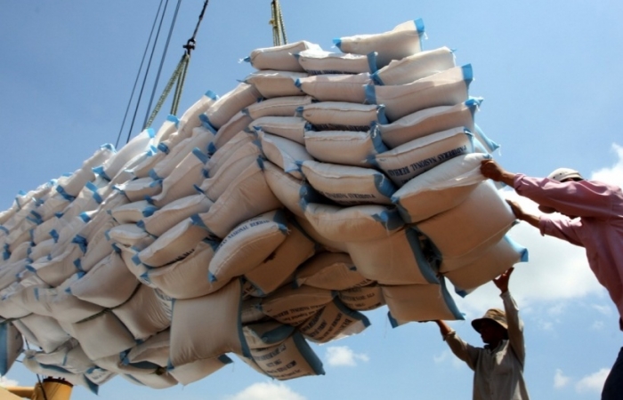 Chuyện nhập khẩu 1 triệu tấn gạo