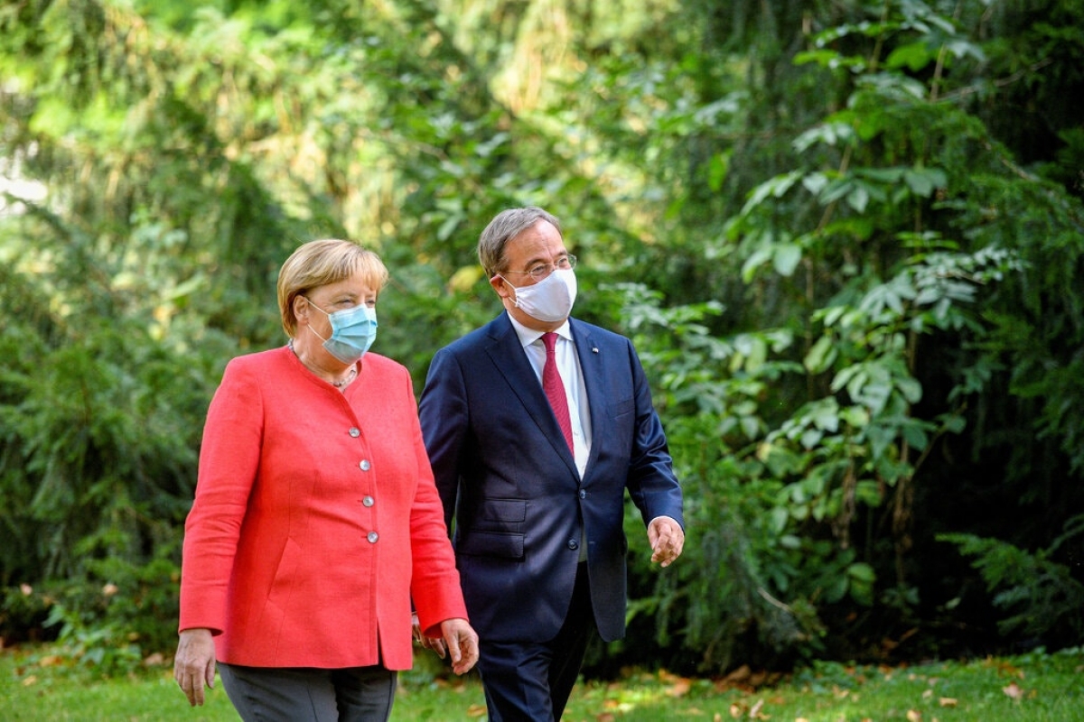 Thủ tướng Đức Angela Merkel và ông Armin Laschet, lãnh đạo mới của Đảng Dân chủ Thiên Chúa giáo cầm quyền. Ảnh: Pool