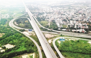 Dự án cao tốc Bắc - Nam:  Chuyển hướng đầu tư công?