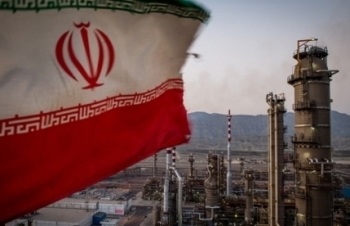 Mỹ kiên quyết chấm dứt 6 tháng miễn trừ trừng phạt nhập dầu của Iran