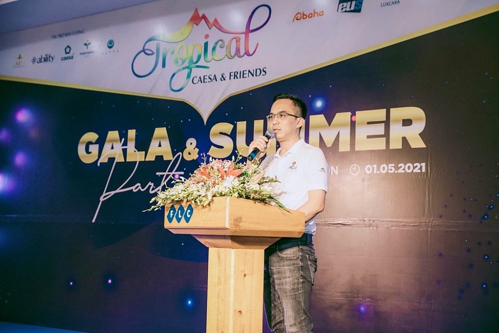 Ông Nguyễn Tuấn Linh - CEO Caesa Entertainment khai mạc Gala.