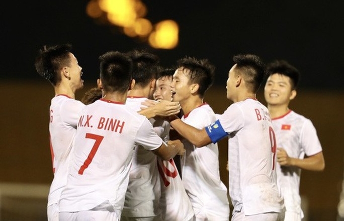 U18 Việt Nam đua cùng U18 Malaysia