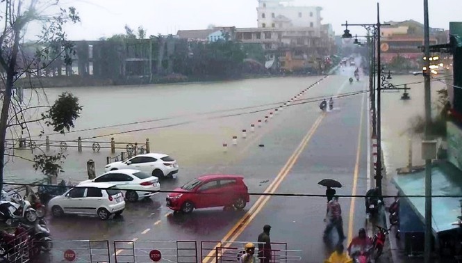 Thừa Thiên Huế: Mưa lớn diện rộng, nhiều nơi tái ngập lụt và sạt lở đất - ảnh 11