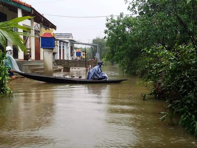 Thừa Thiên Huế: Mưa lớn diện rộng, nhiều nơi tái ngập lụt và sạt lở đất - ảnh 8