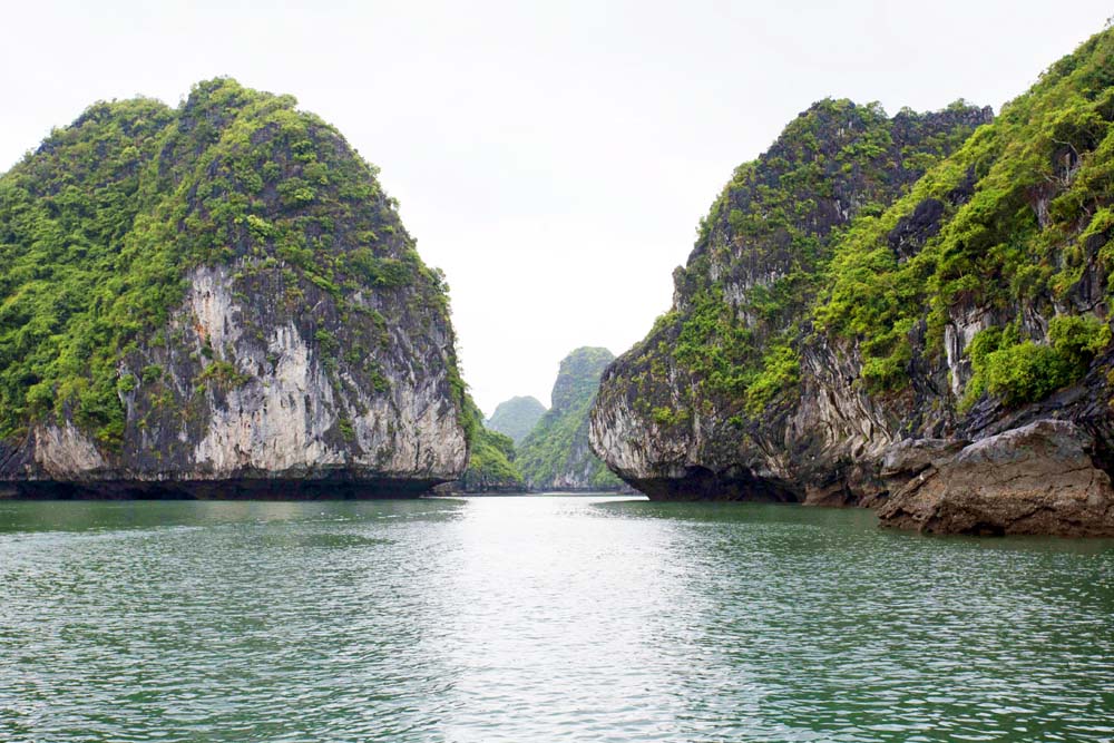 Khám phá vụng Kênh Khám phá vụng Kênh