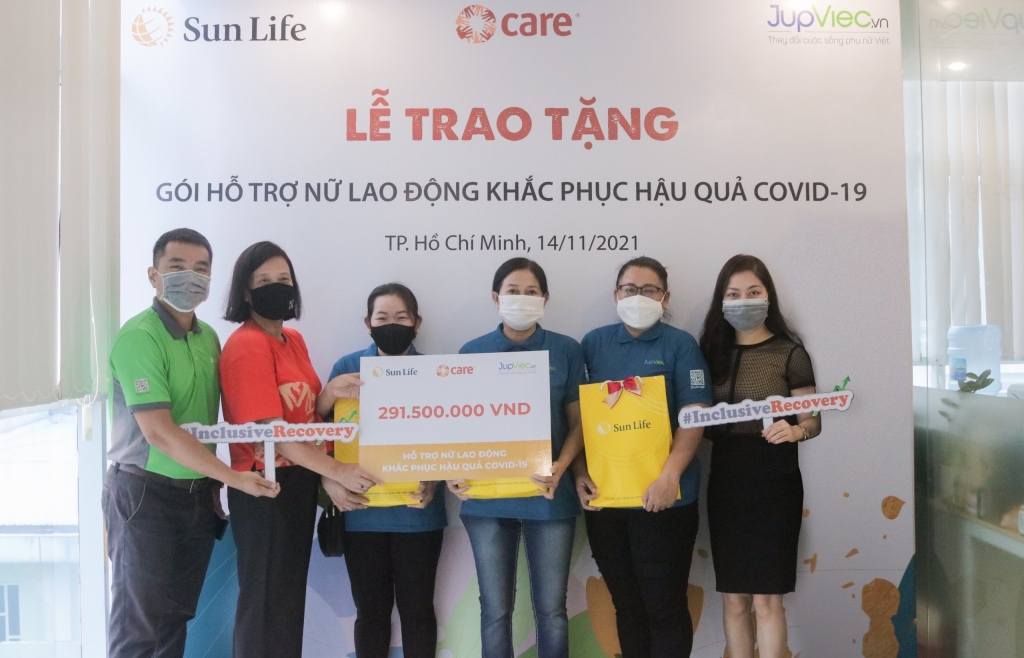 Sun Life Việt Nam triển khai gói hỗ trợ trị giá gần 300 triệu đồng