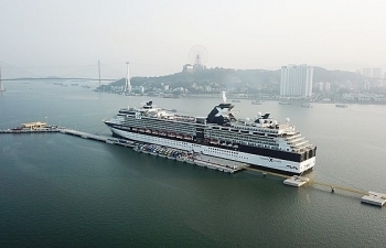 Hơn 55.000 lượt hành khách xuất nhập cảnh qua Cảng khách quốc tế Hòn Gai