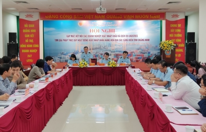 Hải quan Quảng Ninh kết nối, tìm giải pháp thúc đẩy hoạt động xuất nhập khẩu qua cảng biển