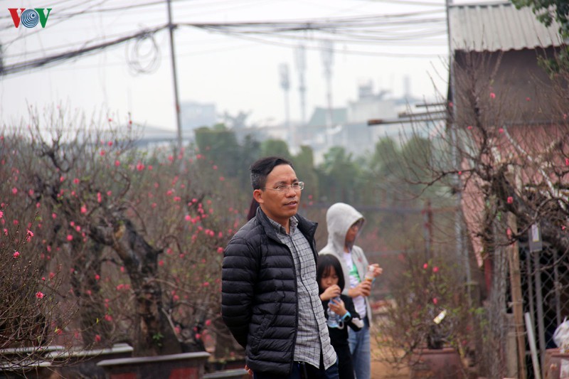 lang dao nhat tan nhon nhip nam thanh nu tu do ve chup anh truoc tet