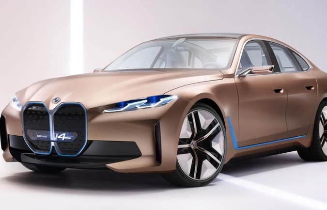 BMW sẽ cắt giảm 50% xe chạy xăng, diesel từ năm 2021