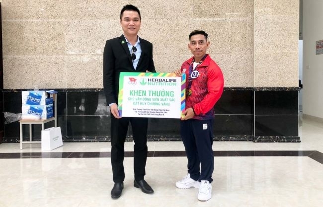 Herbalife Việt Nam thưởng nóng cho vận động viên Việt Nam đoạt 30 Huy chương vàng đầu tiên