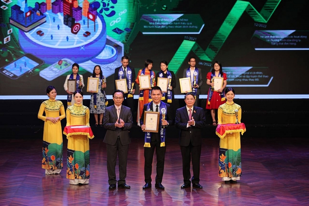 Herbalife VN được vinh danh “Top công nghiệp 4.0 Việt Nam”  với Ứng dụng My VNClub