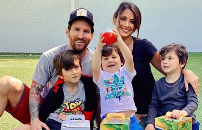 Messi: “Cả nhà tôi đã khóc, bọn trẻ không muốn rời khỏi Barcelona”