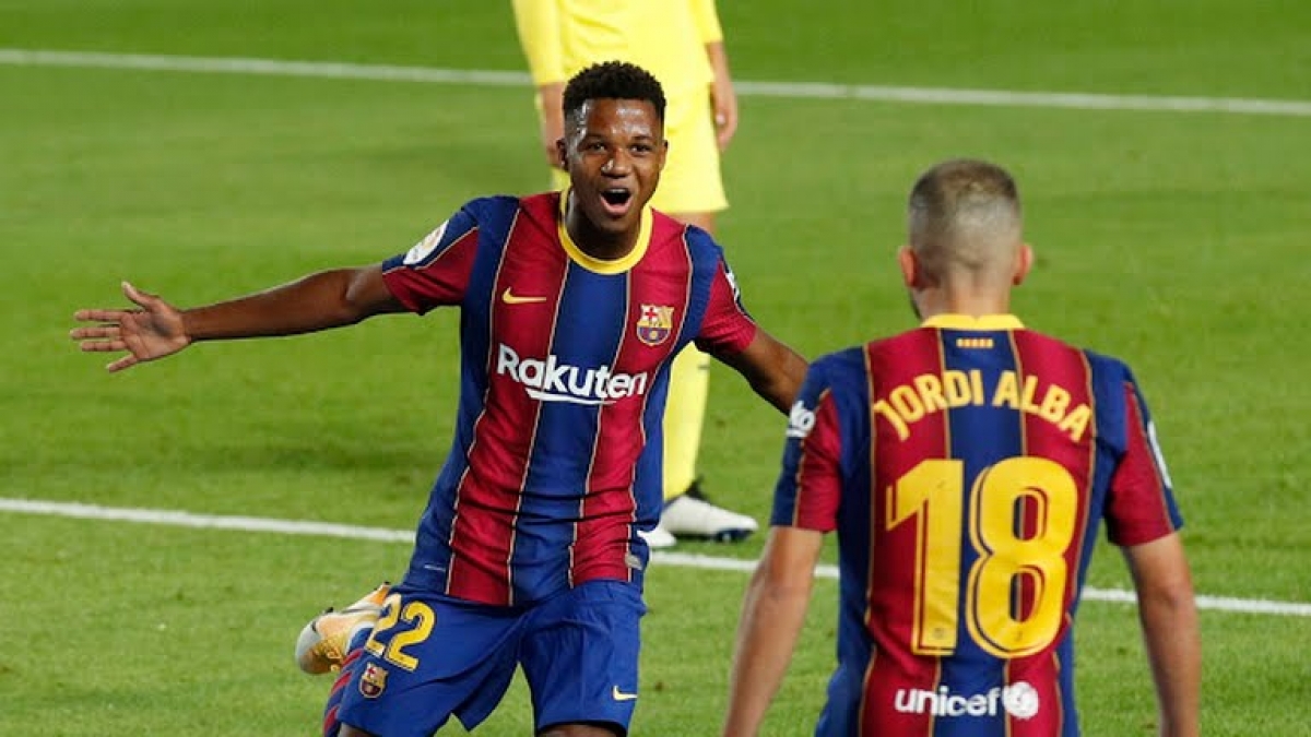 Ansu Fati khởi đầu chiến thắng tưng bừng của Barca. (Ảnh: Reuters)
