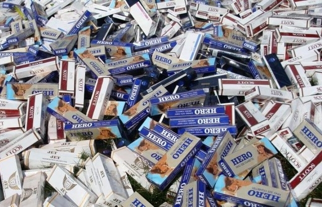 Buôn bán, vận chuyển, tàng trữ và giao nhận 1 bao thuốc lá lậu có thể bị phạt tới 3 triệu đồng