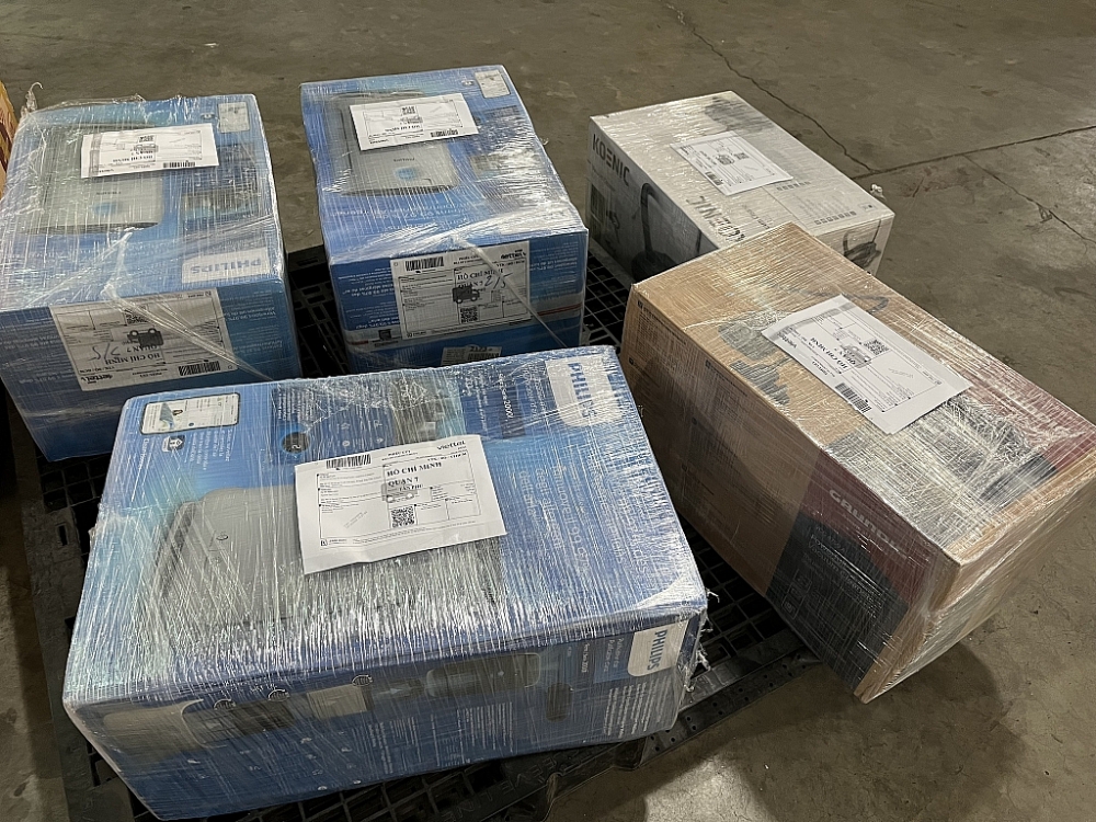 Các kiện hàng chứa ma túy được chuyển qua sân bay Nội Bài bị phát hiện