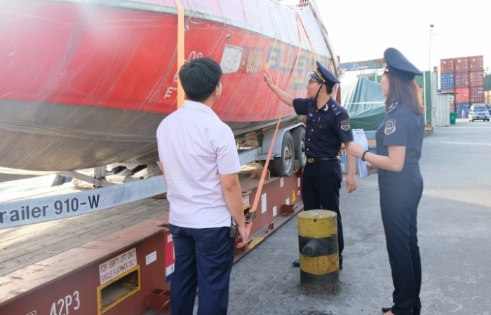 Hải quan Đà Nẵng giải quyết 100% thủ tục hành chính đúng hạn