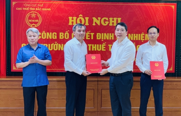 Tổng cục Thuế công bố các quyết định điều động và bổ nhiệm lãnh đạo Cục Thuế Bắc Ninh và Bắc Giang