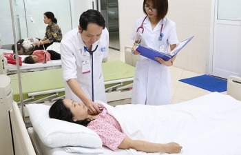 Bệnh viện đồng loạt triển khai “chống nóng” cho bệnh nhân
