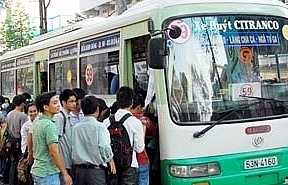Hà Nội: Ưu tiên phát triển vận tải hành khách công cộng khối lượng lớn