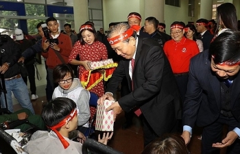 Phó thủ tướng thường trực Trương Hòa Bình dự Ngày hội Chủ nhật Đỏ