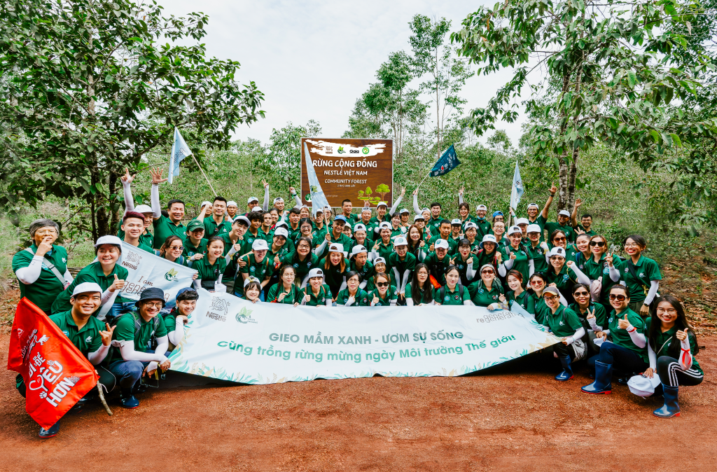 Nestlé đã đóng góp 1.000 cây gỗ lớn về Khu bảo tồn Thiên nhiên Văn hóa Đồng Nai