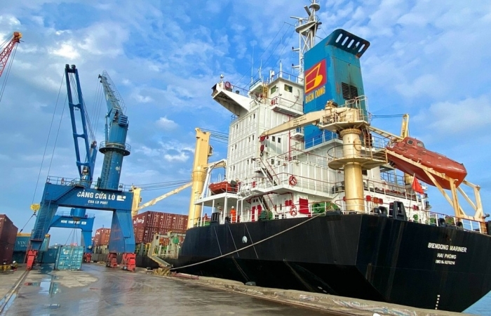 Nghệ An quyết định hỗ trợ các DN thực hiện hoạt động XNK hàng hóa qua cảng Cửa Lò