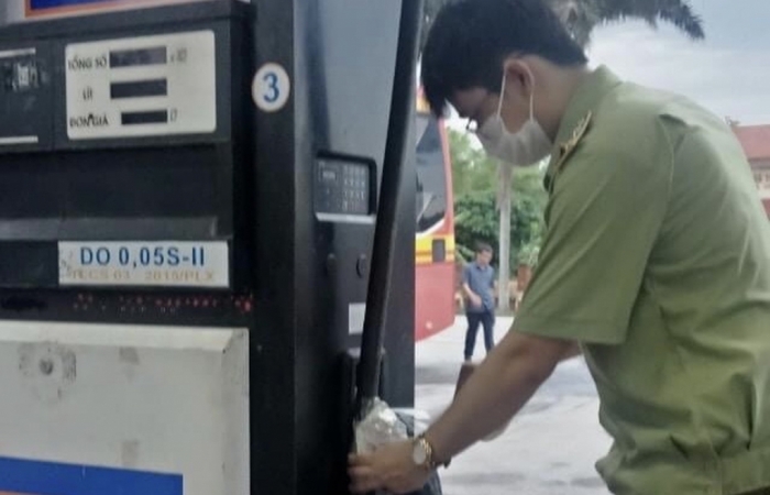 Nam Định ngăn chặn trên 20.000 lít dầu Diesel không đảm bảo chất lượng