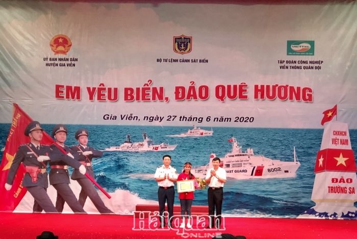 88 học sinh thử sức với cuộc thi Em yêu biển đảo quê hương tại Ninh Bình