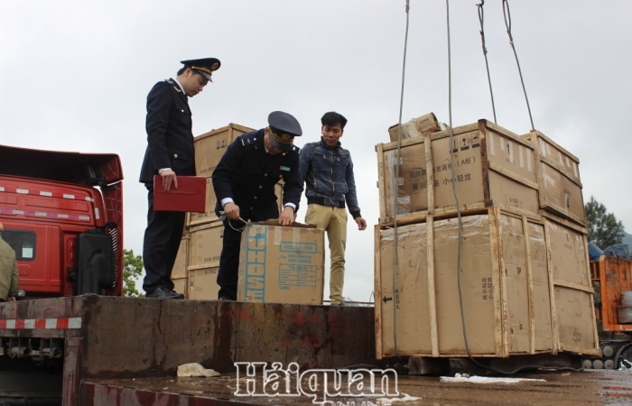 Hải quan Lạng Sơn: Thu ngân sách đạt hơn 806 tỷ đồng