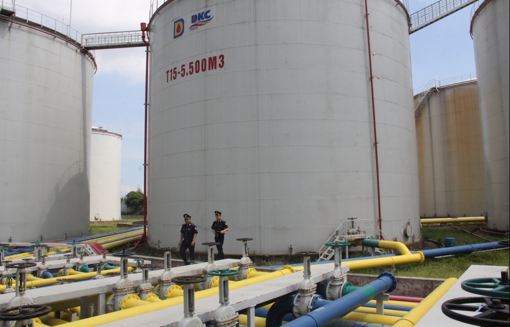 Tổng kho xăng dầu Nam Sông Hậu đủ điều kiện kiểm tra, giám sát hải quan