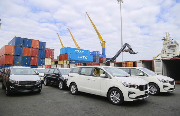 THACO hoàn thành mục tiêu xuất khẩu hơn 1.400 ô tô, linh kiện