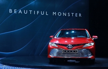 Lý giải mức giá bán của Toyota Camry 2019