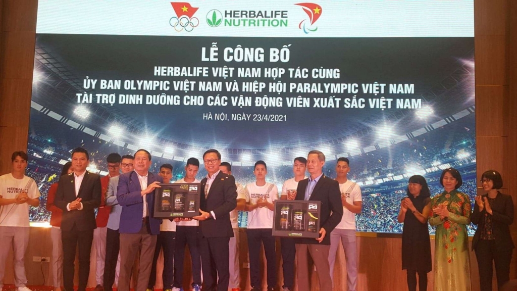 Herbalife tài trợ bộ sản phẩm dinh dưỡng cho 150 vận động viên Việt Nam