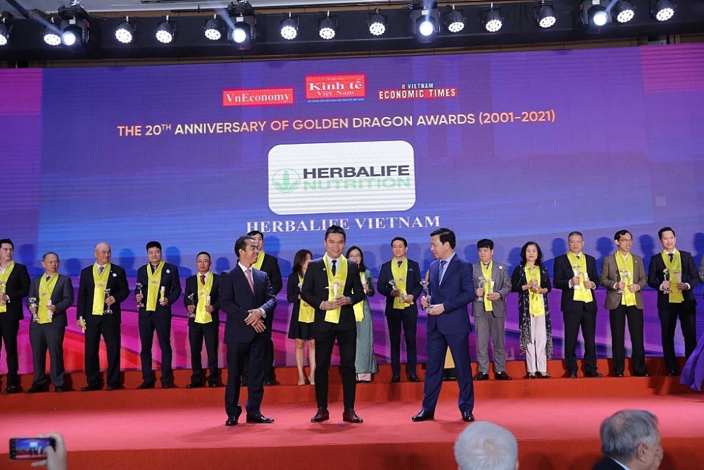 Herbalife Nutrition tiếp tục được vinh danh tại Giải thưởng Rồng Vàng năm 2021