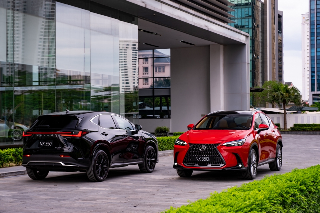 Xuất hiện tại Việt Nam Lexus NX 2022 “chốt” giá từ 3,01 tỷ đồng