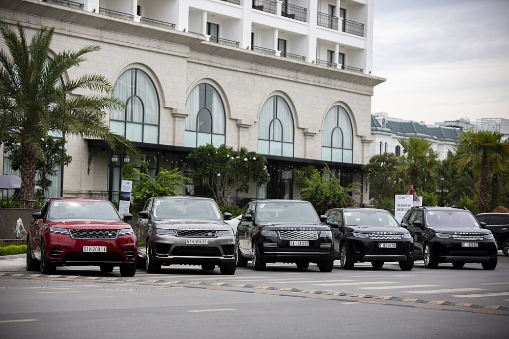 Land Rover Việt Nam tổ chức Trải nghiệm và dịch vụ lưu động cho khách hàng tại Hải Phòng